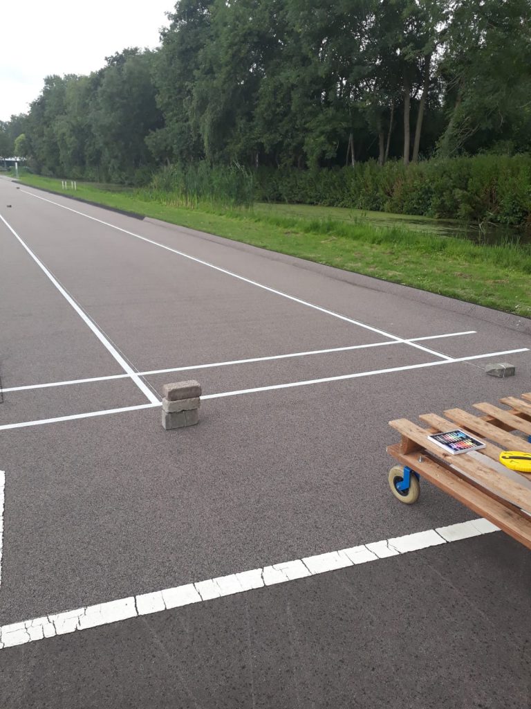 Eerst met touwtje 100m uitmeten